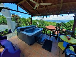 Encantada Guest House: Spectacular View & Excellent Reviews