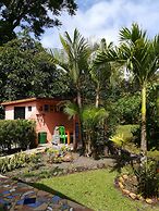 Encantada Guest House: Spectacular View & Excellent Reviews