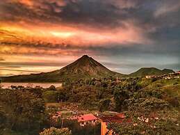 Encantada Guest House: Spectacular View & Excellent Reviews