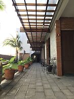 Mango Valley Hotel 1