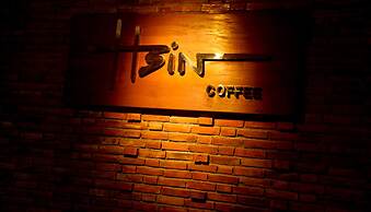 Mango Valley Hotel 1