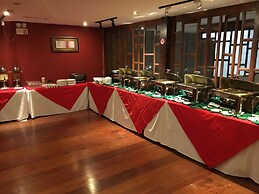 Mango Valley Hotel 1