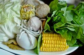 Mango Valley Hotel 1