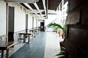 Mango Valley Hotel 1