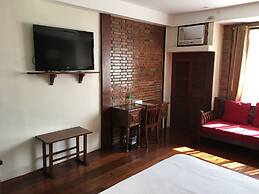 Mango Valley Hotel 1