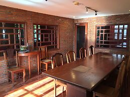 Mango Valley Hotel 1