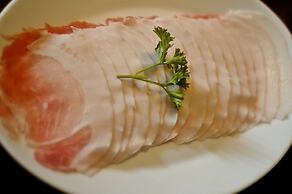 Mango Valley Hotel 1