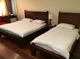 Mango Valley Hotel 1