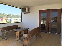 Mango Valley Hotel 1