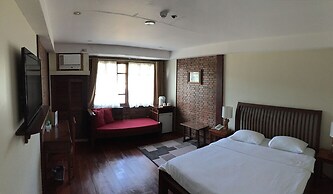 Mango Valley Hotel 1