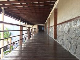 Mango Valley Hotel 1