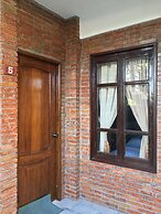 Mango Valley Hotel 1