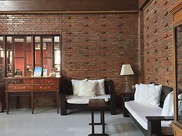 Mango Valley Hotel 1