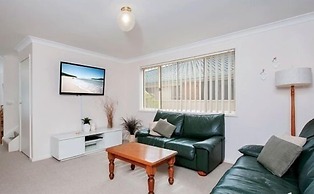 Bombora at Fingal Bay