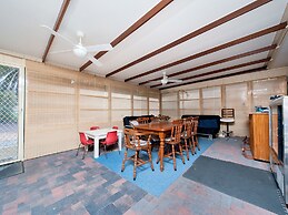 Wildflowers at Fingal Bay