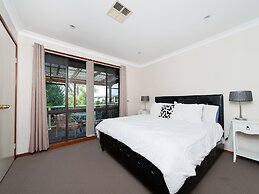 Wildflowers at Fingal Bay