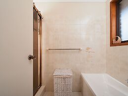 Wildflowers at Fingal Bay