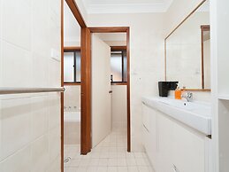 Wildflowers at Fingal Bay