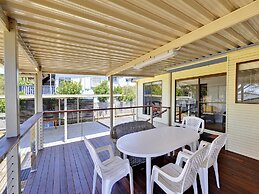 Fingal Beach Shack