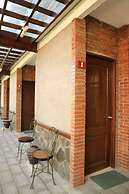 Mango Valley Hotel 2