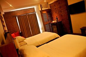 Mango Valley Hotel 2