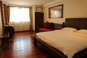 Mango Valley Hotel 3