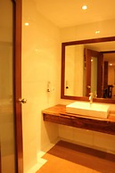 Mango Valley Hotel 3