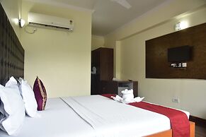 Hotel Rajhans International