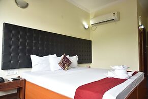 Hotel Rajhans International