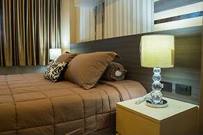 The Near Residence - Sriracha