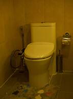 The Near Residence - Sriracha