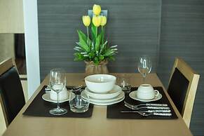 The Near Residence - Sriracha