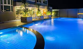 The Near Residence - Sriracha