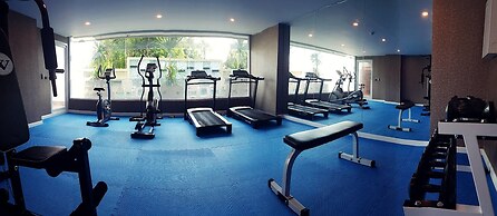 The Near Residence - Sriracha