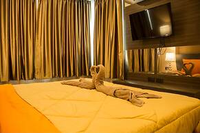 The Near Residence - Sriracha