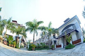Shwe Taung Tan Hotel Lake View