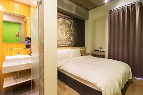 CHECK inn Express Taichung Yizhong