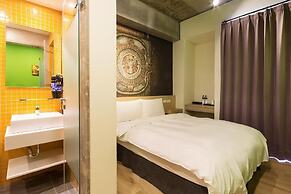CHECK inn Express Taichung Yizhong