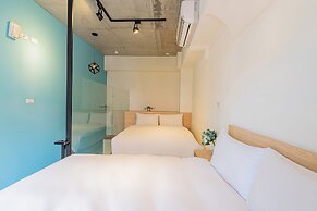 CHECK inn Express Taichung Yizhong
