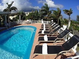 Tumac Villa, 4BR by Jamaican Treasures