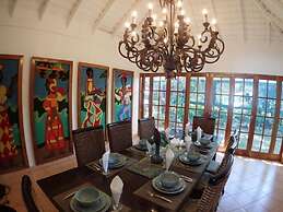 Tumac Villa, 4BR by Jamaican Treasures
