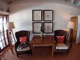 Tumac Villa, 4BR by Jamaican Treasures