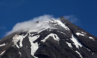 Dawson Falls Mountain Lodge