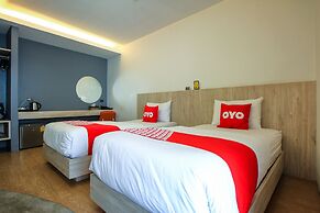 Super OYO 426 All Day Hostel @ Sukhumvit