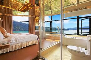 Shuian Lakeside Hotel