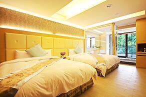 Shuian Lakeside Hotel