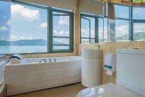 Shuian Lakeside Hotel