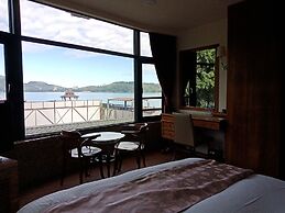 Shuian Lakeside Hotel