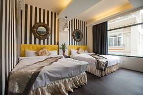 Shuian Lakeside Hotel