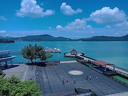 Shuian Lakeside Hotel